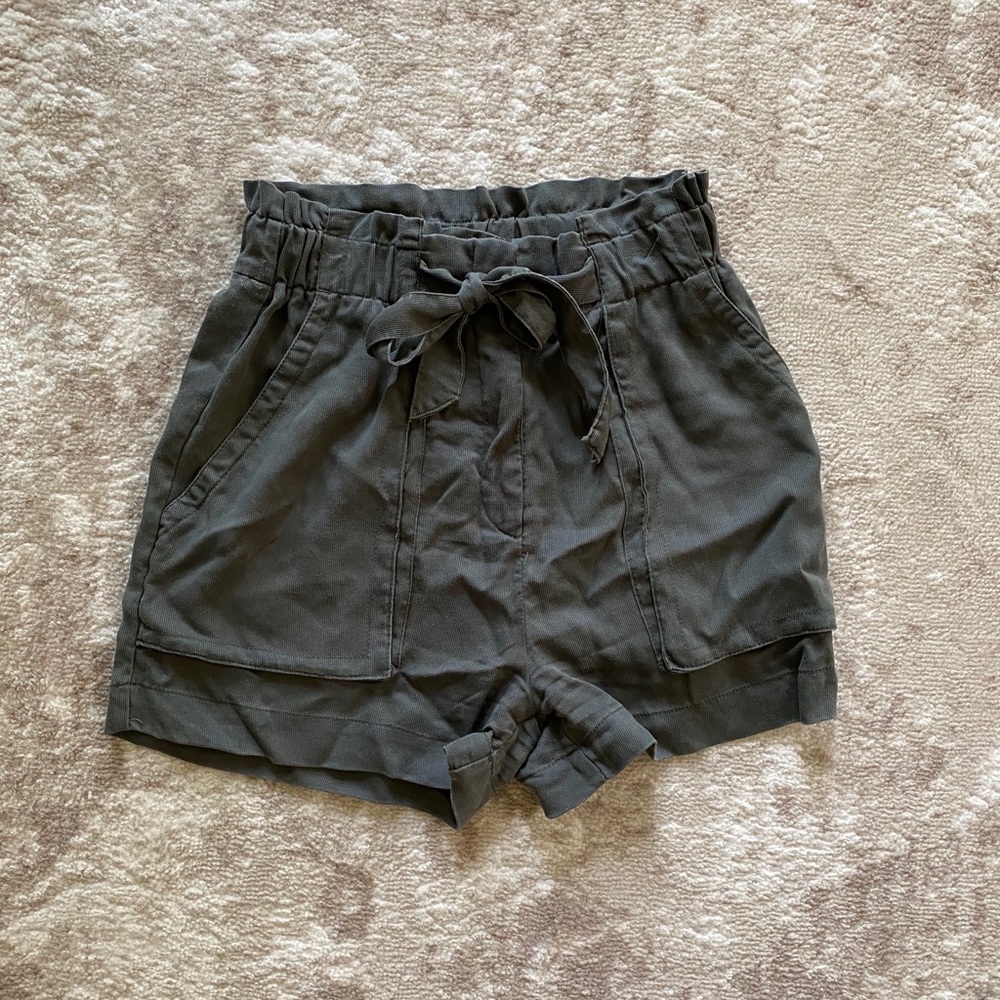 H&M high waisted shorts